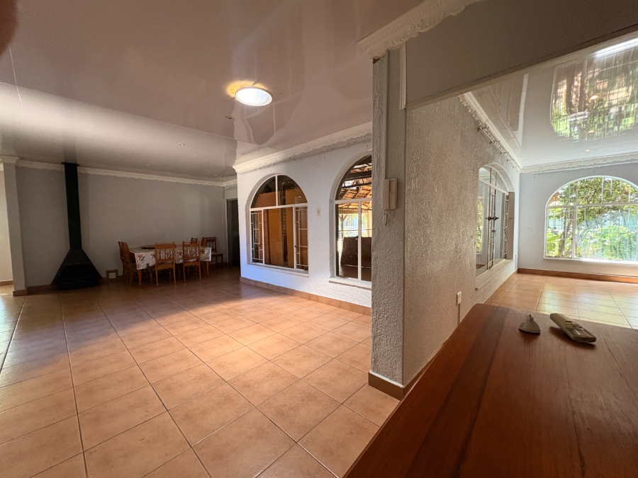 4 Bedroom Property for Sale in Flamwood North West